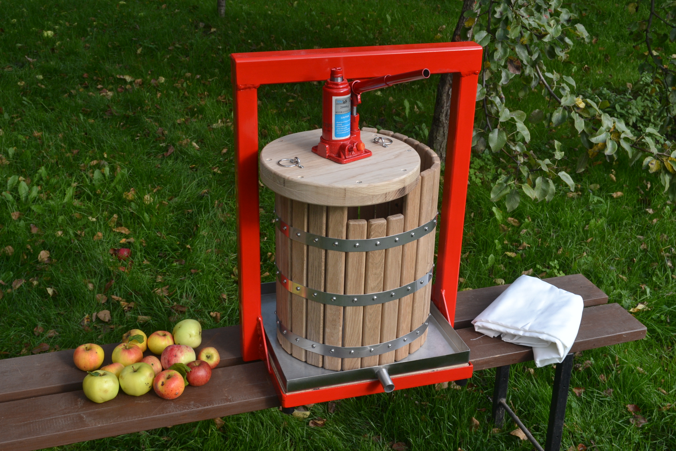 Пресс для отжима сока: виды и изготовление ручного пресса для яблок, винограда и ягод своими руками